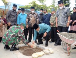 Bupati Agam Letakan Batu Pertama Pembangunan Musala Nurul Iman SMPN 1 Tilkam