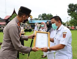 Berdedikasi di Masa Pandemi, Personil dan Nakes Diganjar Penghargaan