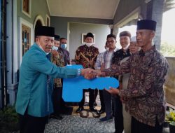 Bupati Agam Serahkan Bantuan Ambulance Ke Paperja