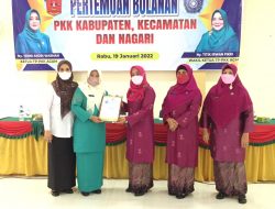 TP PKK Lubuk Basung Terima Penghargaan Laporan Tahunan Tercepat&nbsp;
