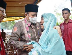 Hibahkan Tanah di Tengah Kehidupan Pas-Pasan, Mardiati Diumrohkan Bupati Agam
