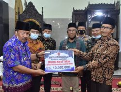 Safari Ramadhan 1443 H, Pemkab Agam Kucurkan Bantuan Rp450 Juta Untuk Masjid