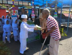Murid TK dan Paud Gugus I Markisah Lubuk Basung Laksanakan Gerakan Berbagi Makanan Untuk Masyarakat