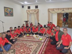 Bupati Agam Gelar Rapat Tingkatkan Koordinasi Kerja Aparatur Nagari