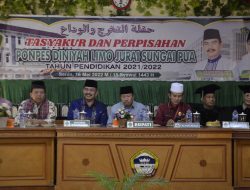 Bupati Agam Hadiri Tasyakur Ponpes Diniyah Limo Jurai