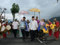 Wali Nagari Bayur Disambut Khusus di Balerong Adat