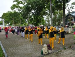 Dukung Germas, Ketua TP. PKK Agam Senam Bersama