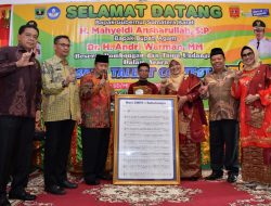 Guru SMPN 1 Banuhampu Ciptakan Lagu Mars, Bupati Agam : Ciri Sekolah Miliki SDM Berkualitas