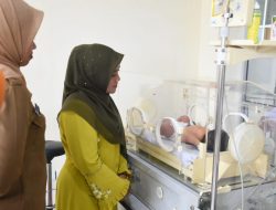 Lihat Kondisi Bayi Terlantar, Ny Yenni Ungkap Prihatin