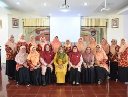 Pertemuan Bulanan DWP Agam, Bahas Materi Kepribadian Dorong Kontribusi Positif