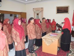Pengurus SOIna Agam Dikukuhkan, Ny Yenni Jabat Ketua Umum