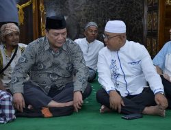 Ustaz Yahya Waloni Bersafari Dakwah ke Masjid Agung Nurul Falah Agam