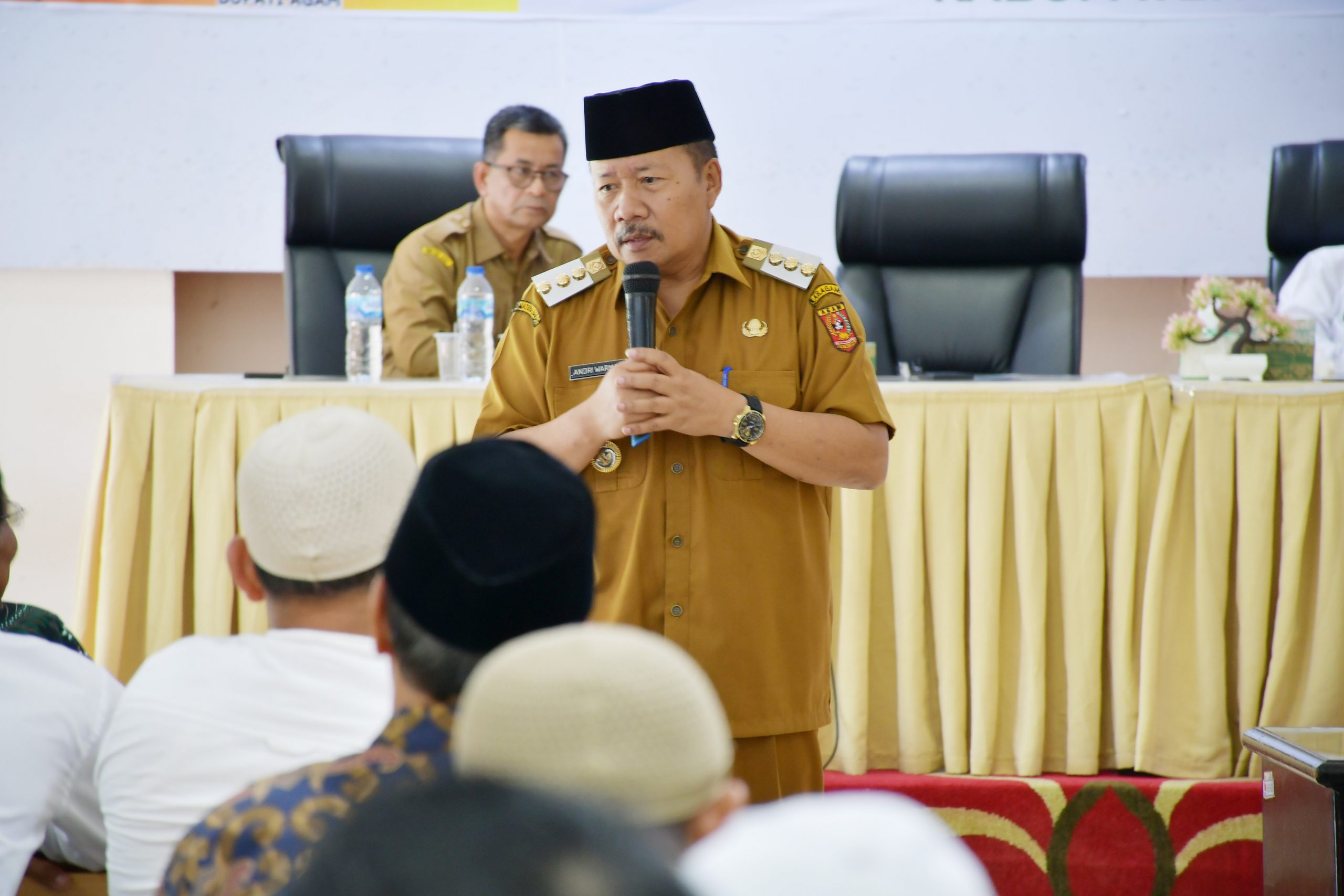 Hadiri Sosialisasi, Bupati Agam Harapkan Kualitas SDM Pengurus Masjid ...