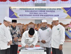 Hadiri Pengukuhan Pengurus IPHI Lubuk Basung, Bupati Agam Ajak IPHI Berperan Optimal