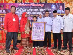 Sake Sabu di SMPN 1 Sungai Pua, 20 Buku Karya Siswa Dilaunching