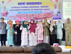 Kembangkan Potensi Lokal, Ketua Dekranasda Agam Hadiri Rakor Pembina Kerajinan se-Sumbar