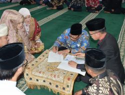 Bupati Agam Jadi Saksi Nikah Mayang Sari Dengan Reihan Aulia Yudri