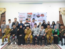 Bupati Agam Lepas Rombongan Jemaah Umroh Pemenang Lomba MTQ Nasional ke-XL dan MHQ II Tahun 2023