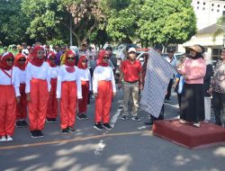 Meriahkan HUT RI Ke-79, 82 Sekolah Ikuti Gerak Jalan Tepat Waktu