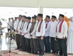 Bupati Agam Hadiri Pengukuhan Pengurus Dewan Dakwah dan Diskusi Publik