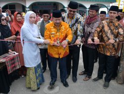 Bupati Agam Lepas Pawai Khatam Al-Qur’an XIX MDA Masjid Raya Limo Kampuang