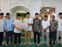 Berkunjung ke Masjid Raya Tiku, Wagub Sumbar Ingin Generasi Bangkit Dari Surau