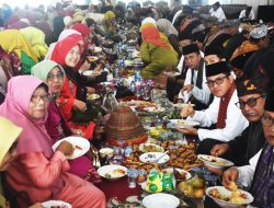Semarak HUT ke-32 Lubuk Basung Jadi Ibu Kota Agam, Warga Dijamu Makan Bajamba