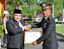 Komitmen Berantas Narkoba, Bupati Beri Penghargaan Kepada Satres Narkoba Polres Agam