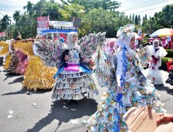 Ragam Keunikan Sarat Kreativitas, Meriahkan Pawai Alegoris HUT RI ke-80 di Lubuk Basung