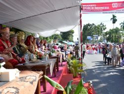 Ada Peserta Istimewa di Pawai Alegoris Kabupaten Agam, Bupati Beri Apresiasi