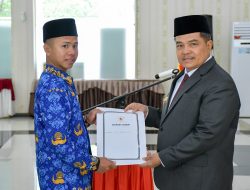 Lantik PPPK Tahap II Formasi 2024, Bupati Agam: Laksanakan Profesi Sebagai Jalan Menuju Surga Allah