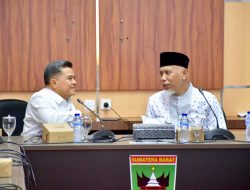 Bupati Agam Hadiri Rapat Antisipasi Kemacetan Pasar Padang Luar di Istana Gubernur Sumbar