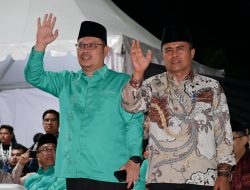 Kontingen Agam Tampil di Barisan Pertama Defile Pembukaan MTQN Sumbar ke-XLI