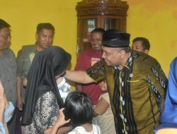 Sekda Agam Dampingi Wamenaker Tinjau Rumah Singgah Korban Bencana di Lubuk Basung
