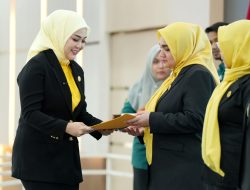 Ny.Maya M.Iqbal Terima Mandat Bentuk Pengurus Perwosi Agam 2026-2030
