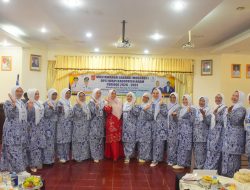 Hj. Elmawati Terpilih Ketua DPC IWAPI Agam