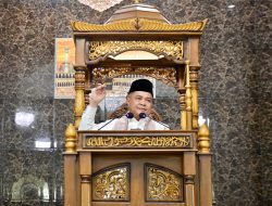 Bupati Agam Jadi Khatib Shalat Jumat di Masjid Agung Nurul Falah