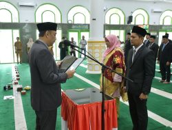Lantik 87 Pejabat, Wabup Agam Tekankan Pentingnya Integritas dan Profesionalisme