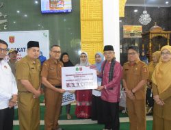 Baznas Agam Salurkan Zakat Rp188,7 Juta kepada 92 Mustahik Wilayah Agam Bagian Barat