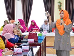 Perkuat Kesejahteraan Keluarga, TP PKK Agam Lanjutkan Pembinaan Dasawisma di Tanjung Raya