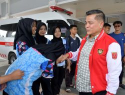 Bupati Agam Suntik Semangat Pesilat Jelang Laga Perdana Porprov Sumbar ke XVI