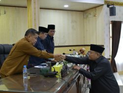 Bupati Agam Dengarkan Penjelasan DPRD Atas Dua Ranperda