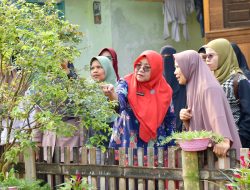 Ny. Merry Benniwarlis Dorong Dasawisma Manfaatkan Pekarangan Untuk Ketahanan Pangan